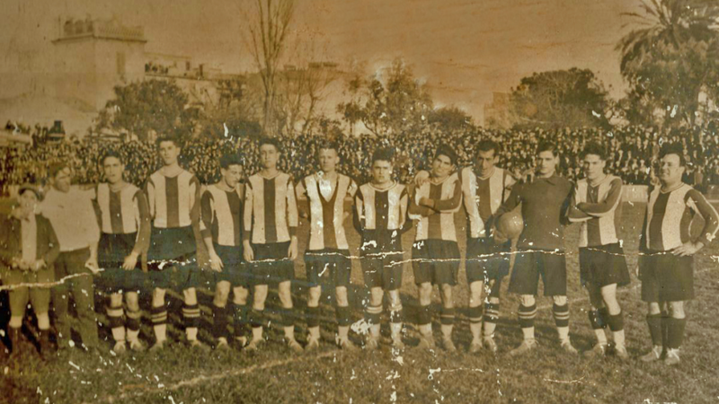 Moda Fútbol Retro: Estilo y Nostalgia