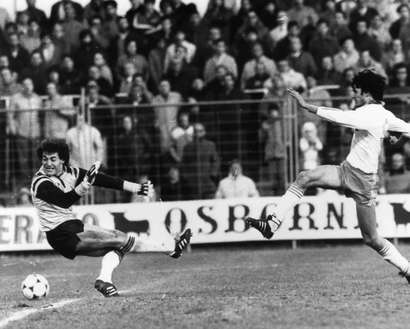 Moda Fútbol Retro: Estilo y Nostalgia