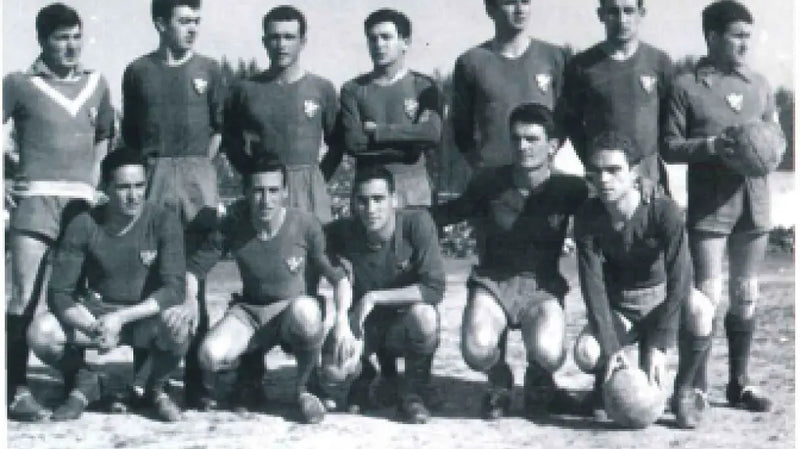 Moda Fútbol Retro: Estilo y Nostalgia