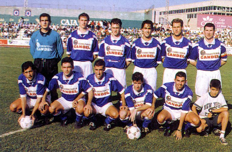 Experiencia Coolligan desde Ciudad Real: Camisetas de Fútbol Retro Online