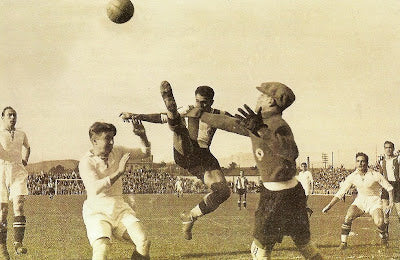 Experiencia Coolligan desde Alicante: Camisetas de Fútbol Retro Online