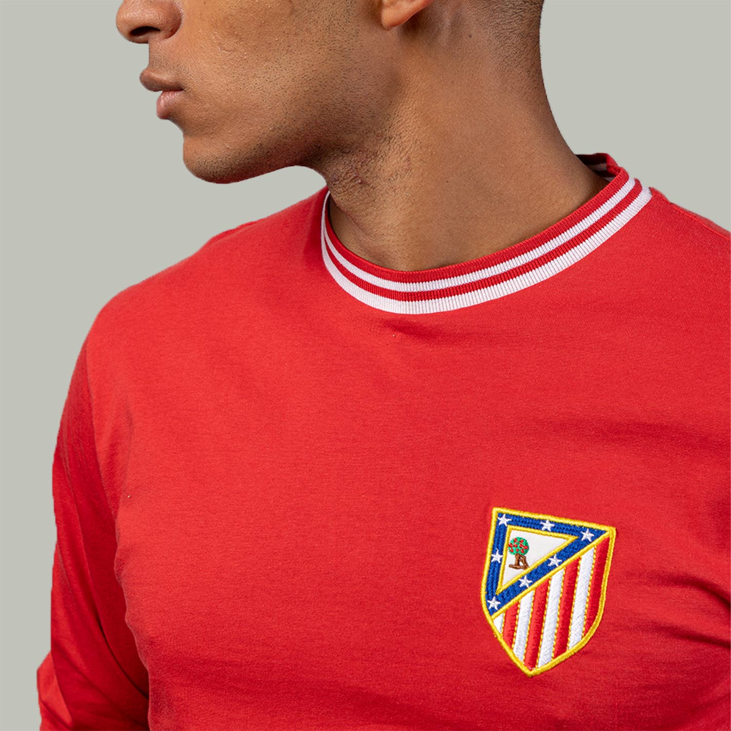 retroblog - Historia de la camiseta del Atlético de Madrid