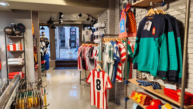 Where to Buy Vintage Football Fashion in Vigo