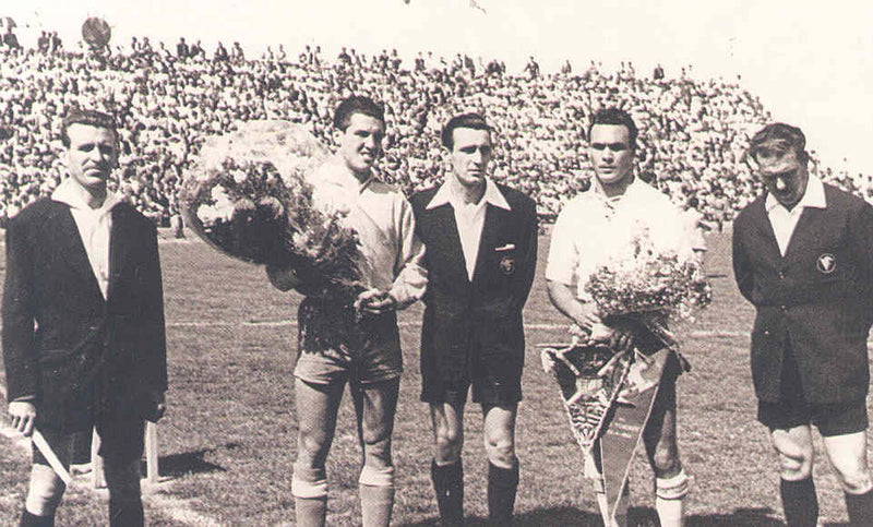 Experiencia Coolligan desde las Islas Canarias: Camisetas de Fútbol Retro Online